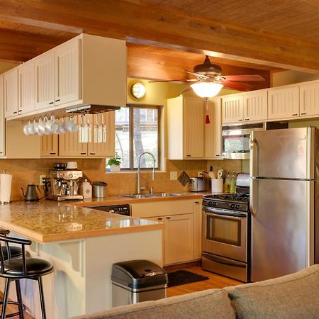 Spacious Groveland Cabin With Wraparound Deck! Zewnętrze zdjęcie
