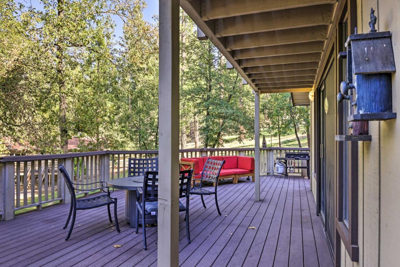 Spacious Groveland Cabin With Wraparound Deck! Zewnętrze zdjęcie