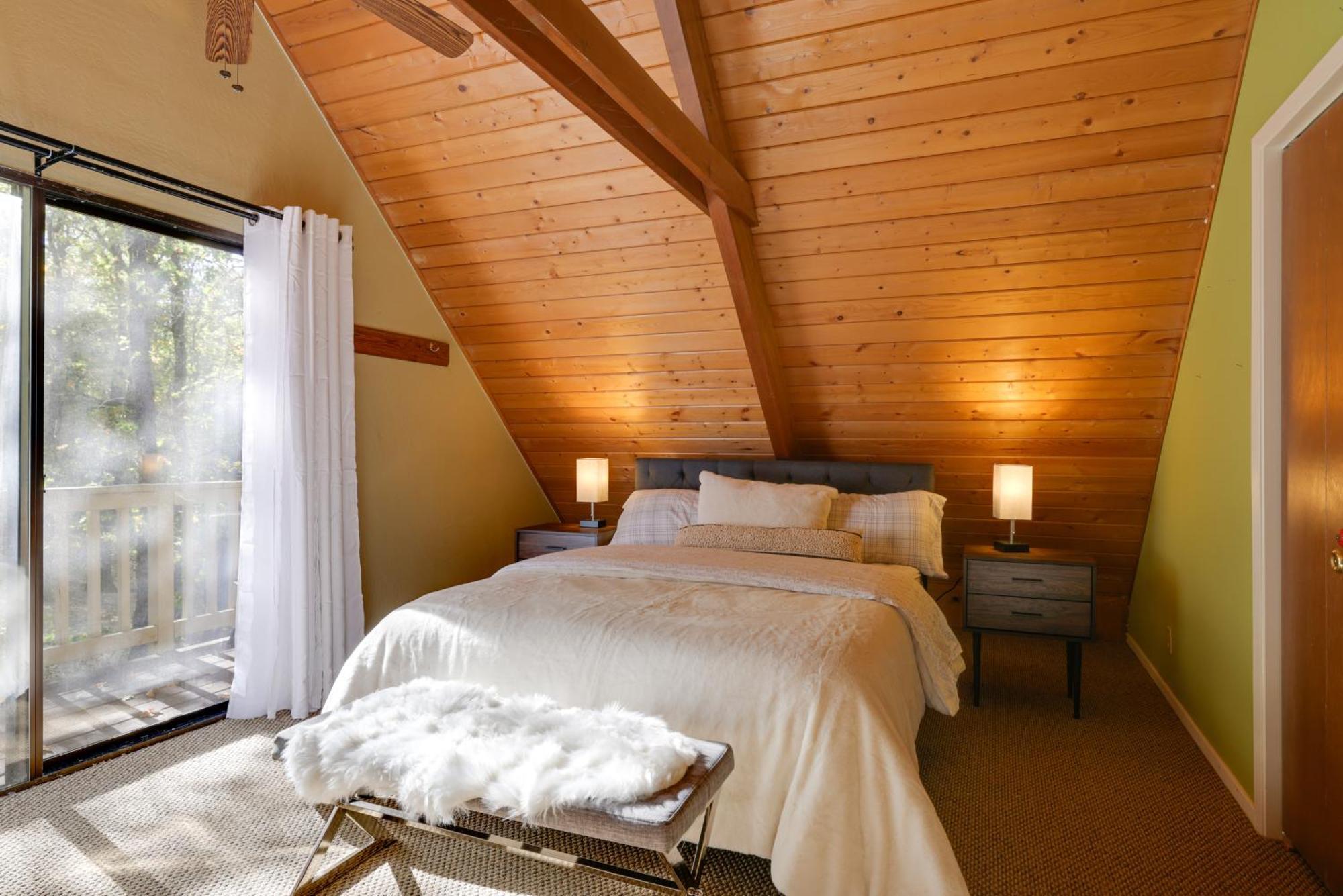 Spacious Groveland Cabin With Wraparound Deck! Zewnętrze zdjęcie