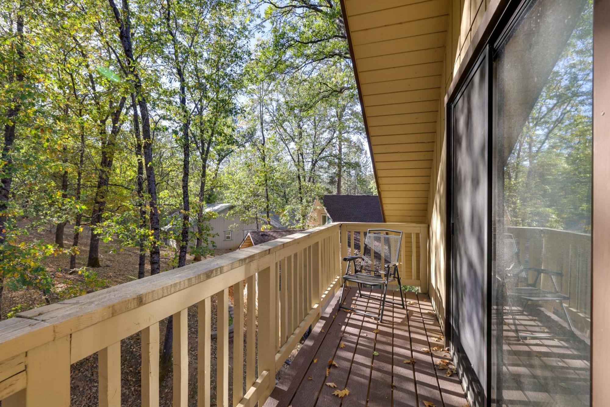 Spacious Groveland Cabin With Wraparound Deck! Zewnętrze zdjęcie